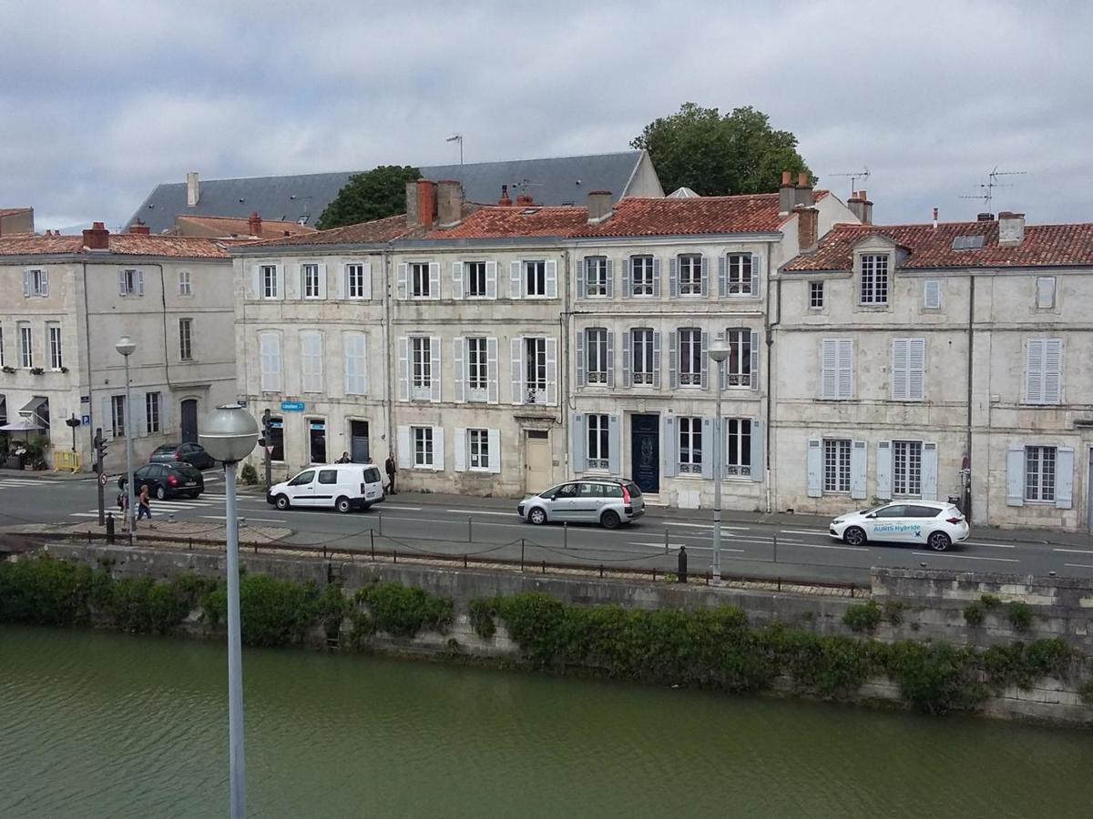 Charmant 2 Pieces Au Coeur De La Rochelle, Ideal Pour 2 Personnes - Fr-1-551-33 ลาโรแชล ภายนอก รูปภาพ