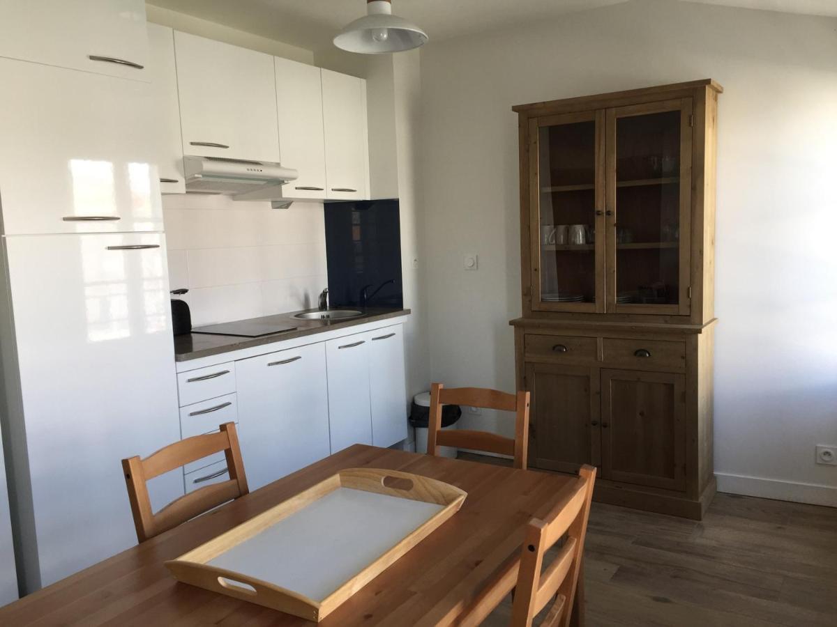 Charmant 2 Pieces Au Coeur De La Rochelle, Ideal Pour 2 Personnes - Fr-1-551-33 ลาโรแชล ภายนอก รูปภาพ