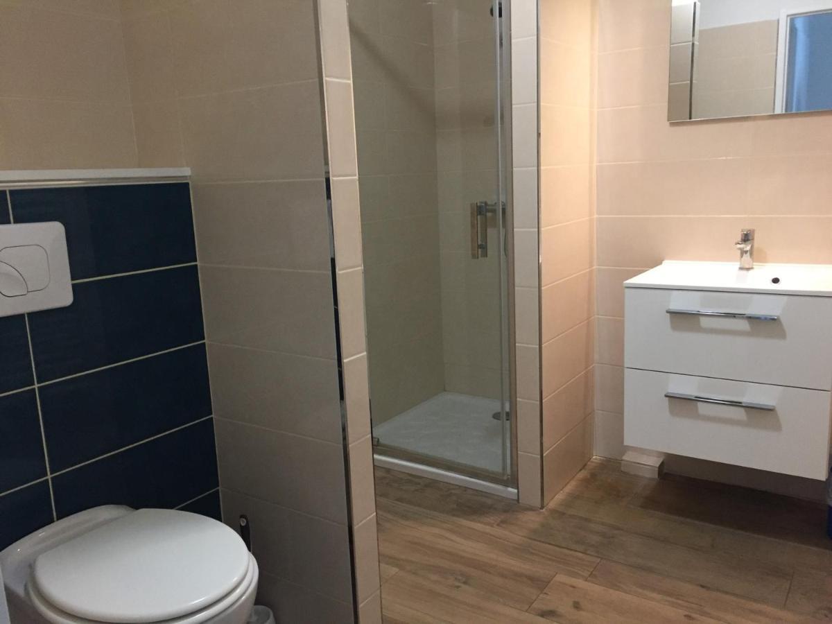 Charmant 2 Pieces Au Coeur De La Rochelle, Ideal Pour 2 Personnes - Fr-1-551-33 ลาโรแชล ภายนอก รูปภาพ